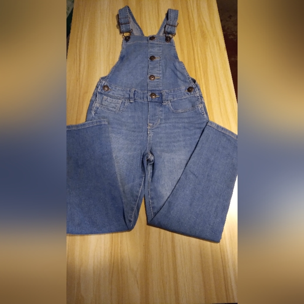 Oshkosh- little girl denim overall